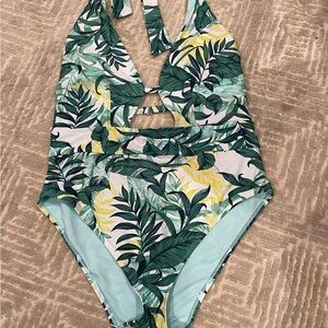 Women’s Adore Me Tropical Leaf Print One Piece Swimsuit XL


0024